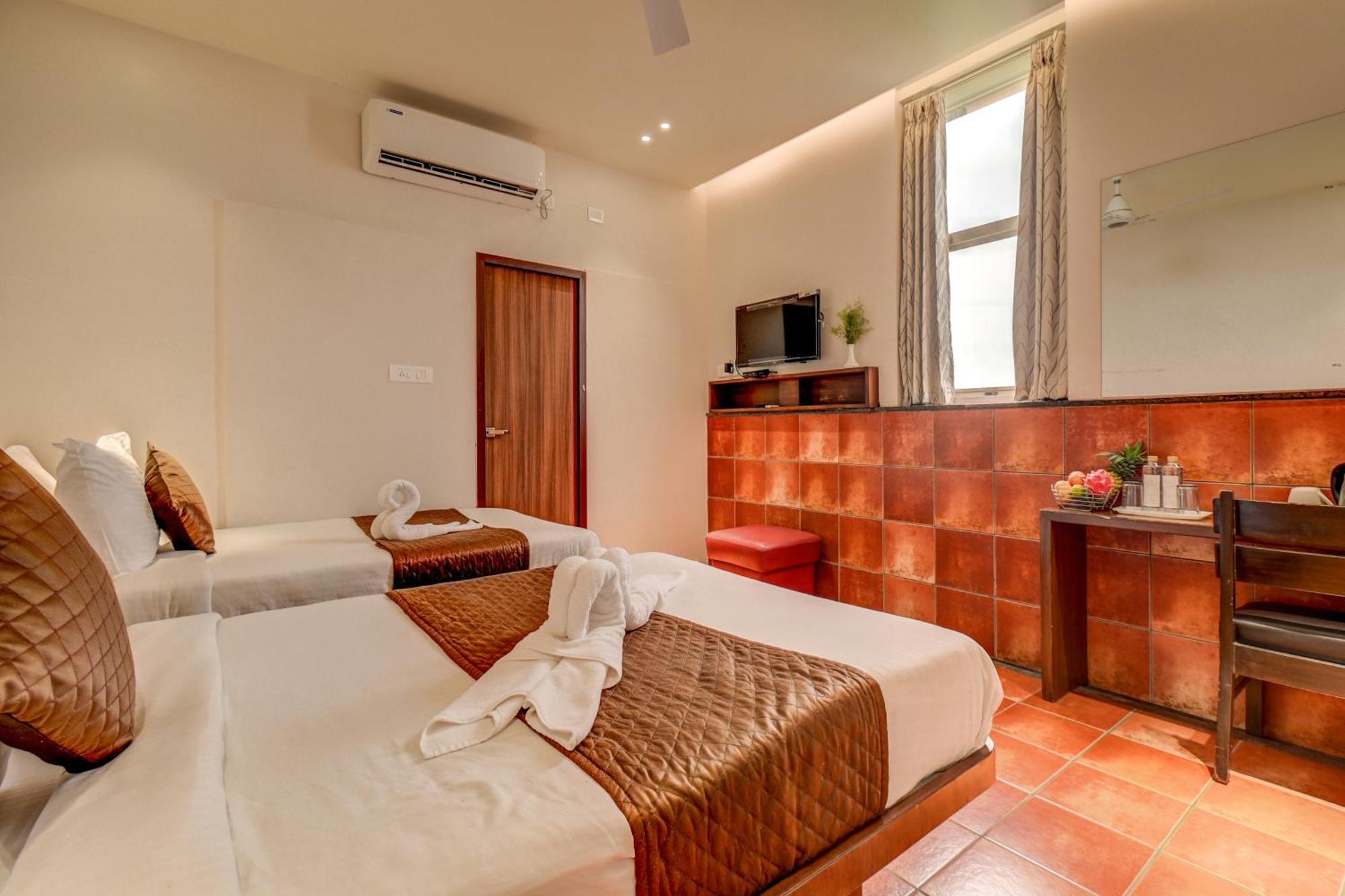 Hotel J N Stay Mysore - 12 Minutes To Mysore Palace Exterior photo